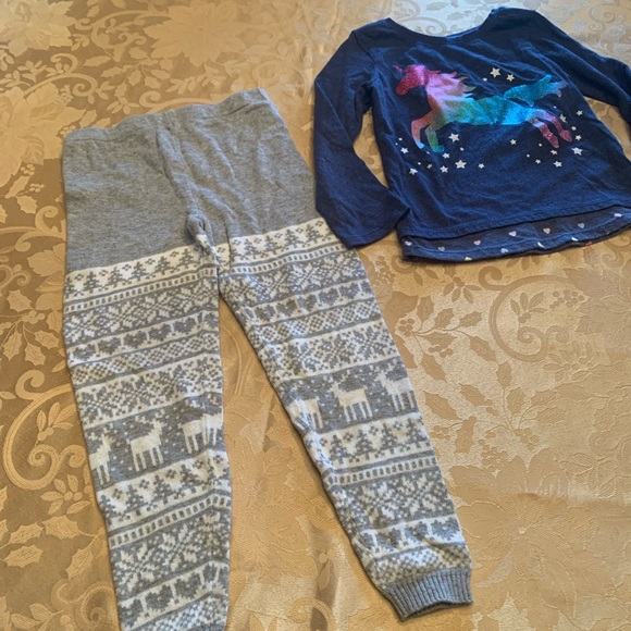 Lil girls 2 piece set - Picture 3 of 3